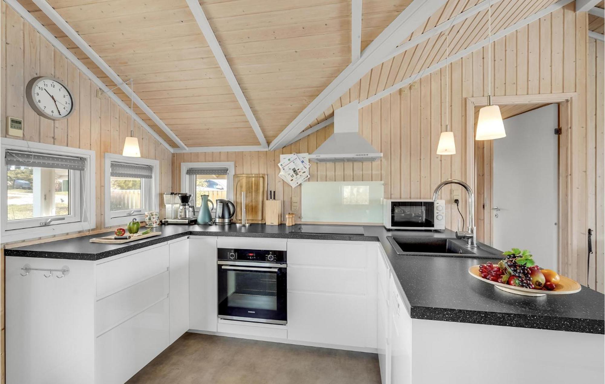 Gorgeous Home In Slagelse With Kitchen Drøsselbjerg Exteriör bild